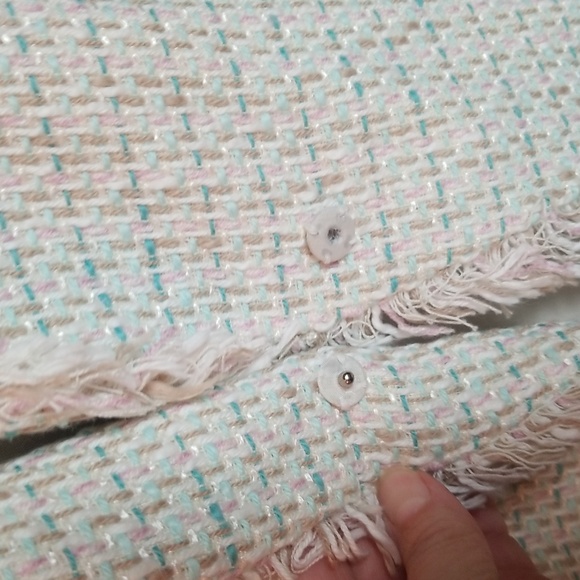 Bloomingdale's | Cream and Blue Tweed Suit Jacket Size 10P - Picture 4 of 11